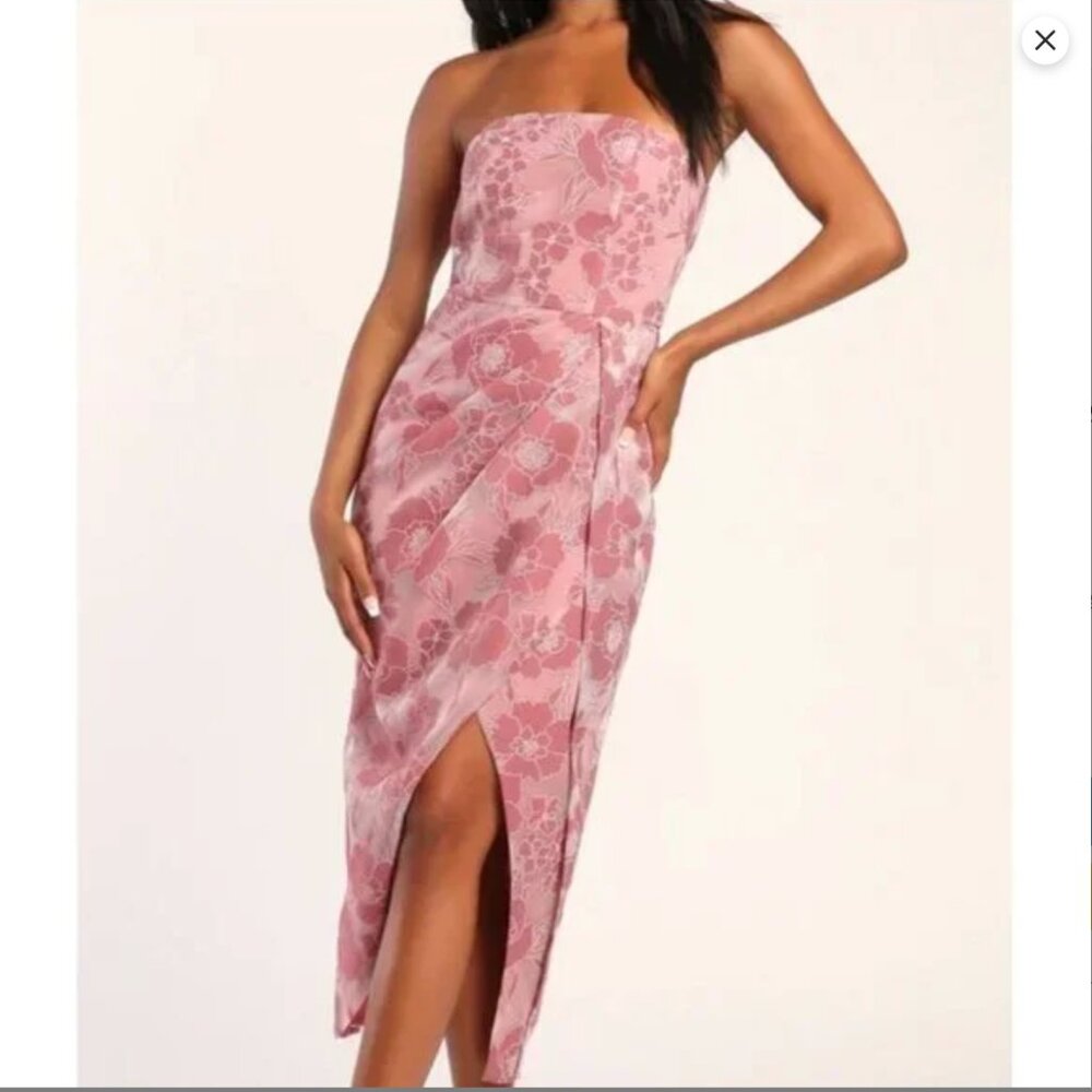 Lulu's Dreamy Vision Mauve Floral Burnout Jacquard Strapless Midi Dress Medium